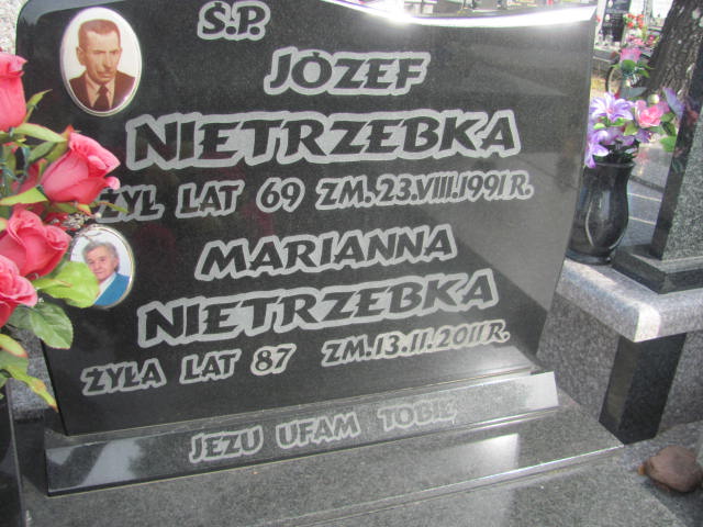 Marianna Aniela Nietrzebka  1924 Paprotnia - Grobonet - Wyszukiwarka osób pochowanych